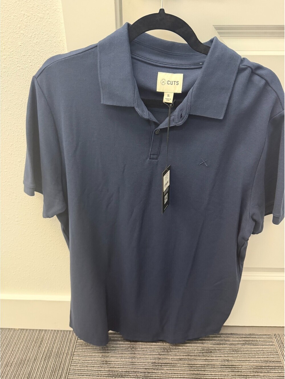 Cuts Mens Polo- Navy XL- New With Tags